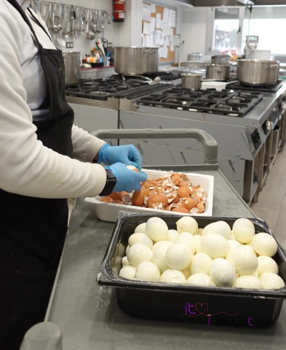 Personal-catering-incluyete-7-250328-