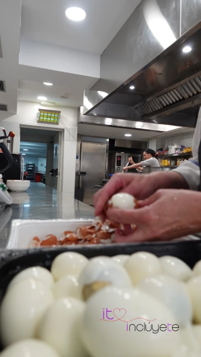 Personal-catering-incluyete-5-250328